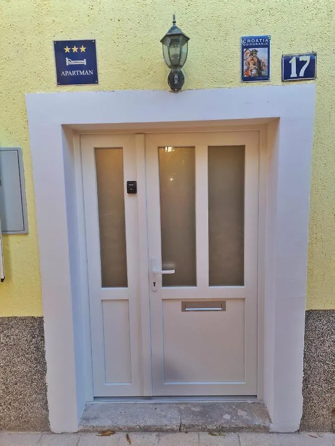 Holiday Place Veli Dvor - Vacation House With Private Garden In Old Town Punat 0*,