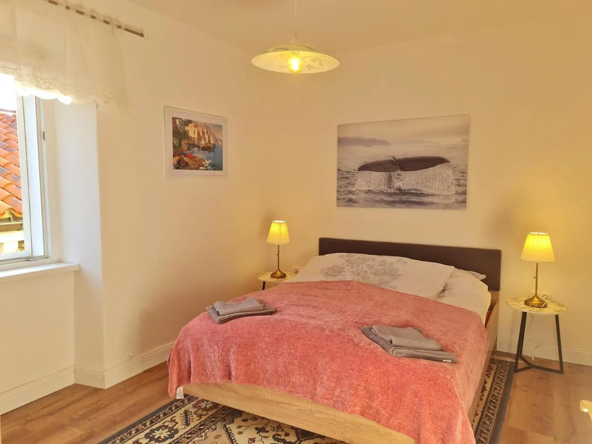 Holiday Place Veli Dvor - Vacation House With Private Garden In Old Town Punat 0*,  Chorvatsko