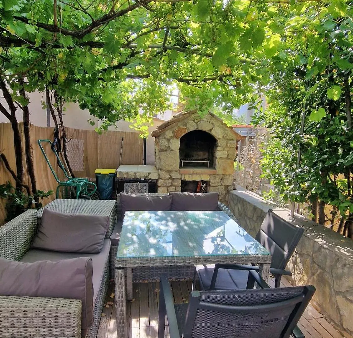 Holiday home Holiday Place Veli Dvor - Vacation House With Private Garden In Old Town Punat