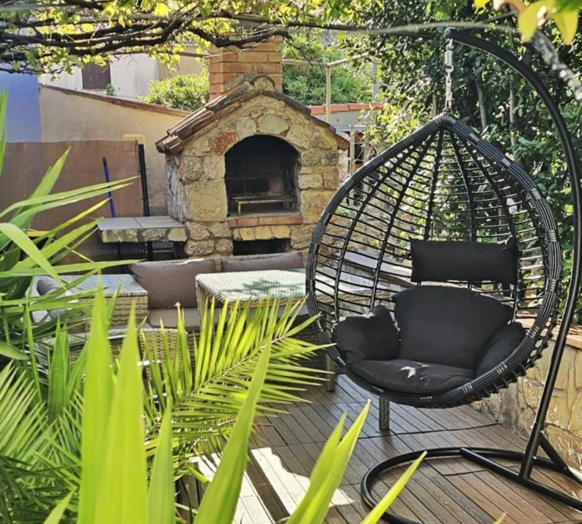 Holiday Place Veli Dvor - Vacation House With Private Garden In Old Town Punat
